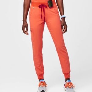 Sherbet Figs Joggers size Large Petite